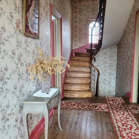 Проживание в семье Tessya's Chambres D'hotes *